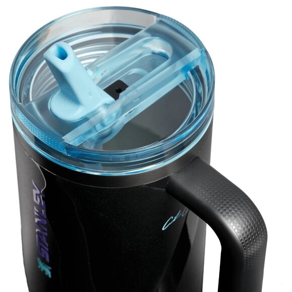 Stanley 1913 x Caitlin Clark Quencher® ProTour Flip Straw Tumbler | 40 OZ - Picture 3 of 5